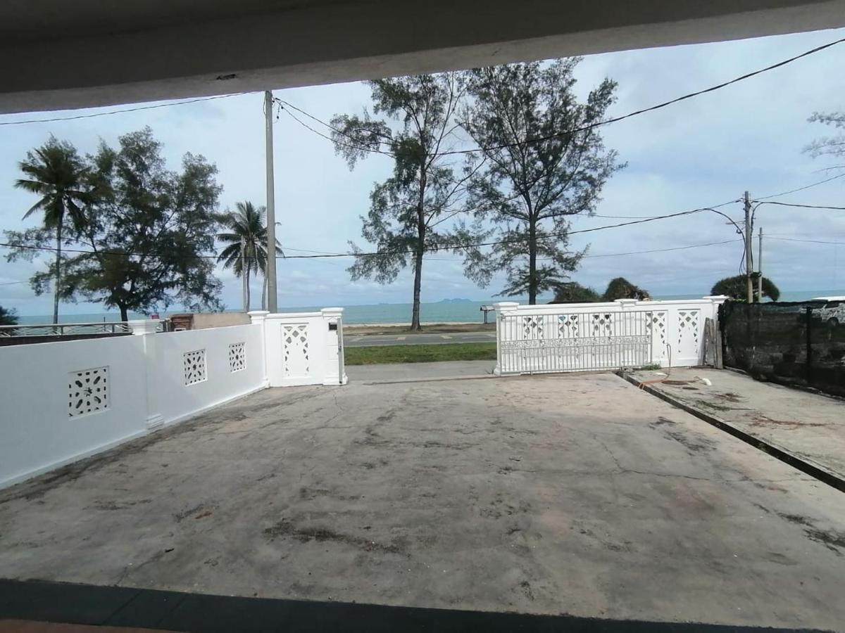 Seaview Promenade Homestay Dungun Exterior foto